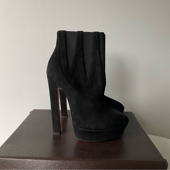 Alaia Suede Platform Boots Size 37 BNIB - Picture 12 of 15